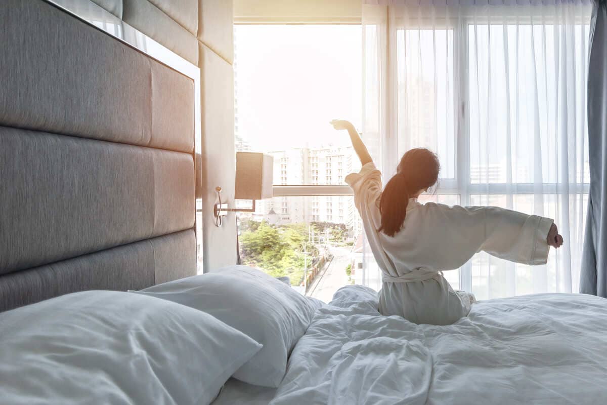 camera hotel moderna curata cu vedere panoramica